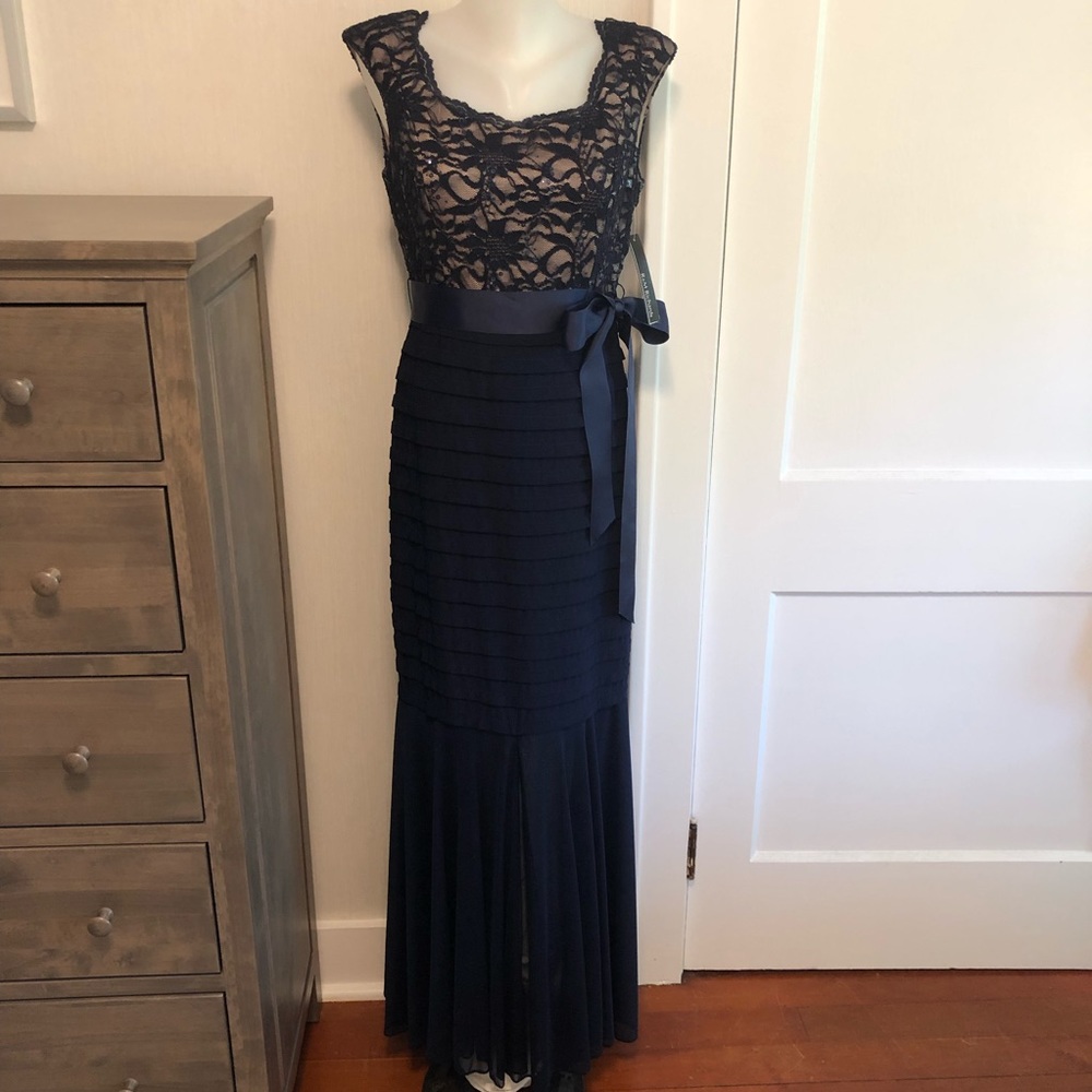 R & M Richards Navy Blue Chiffon Lace evening Gown
